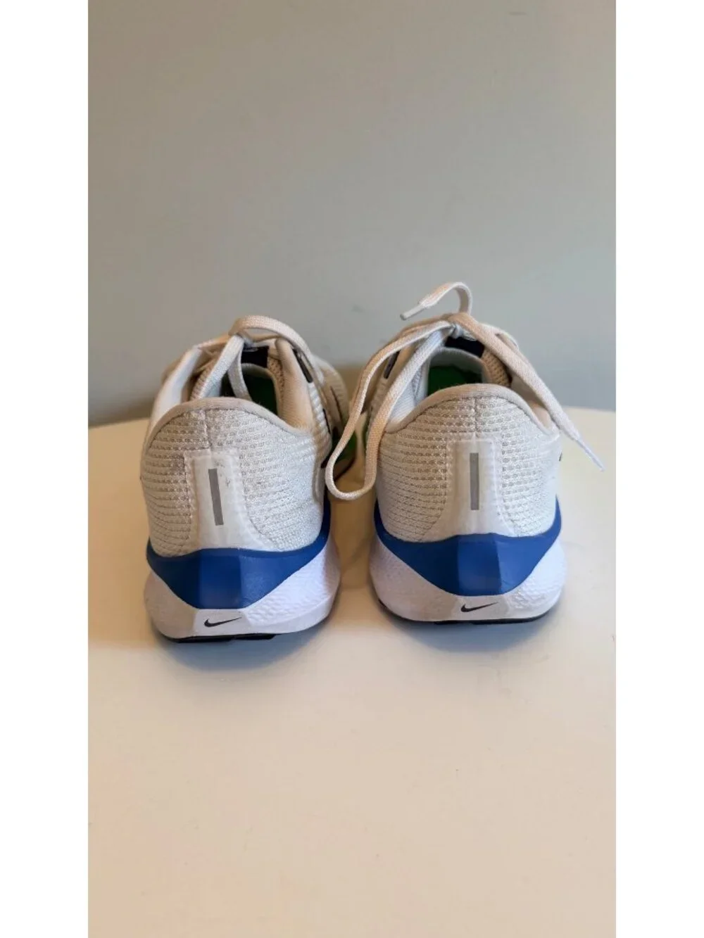 Nike Pegasus 40 Men's Size 9 Extra Wide Running Shoes DV7480-006 White / Green